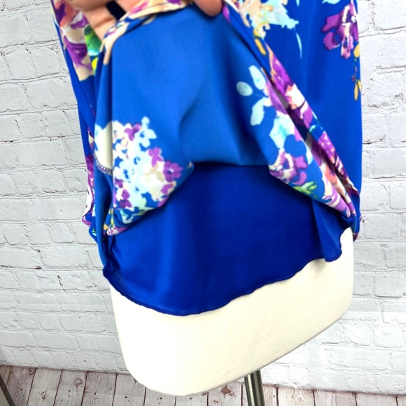 🏷️•|•EVERLY•| Pretty Anthro Floral Sleeveless Top ⏳ - Picture 8 of 12